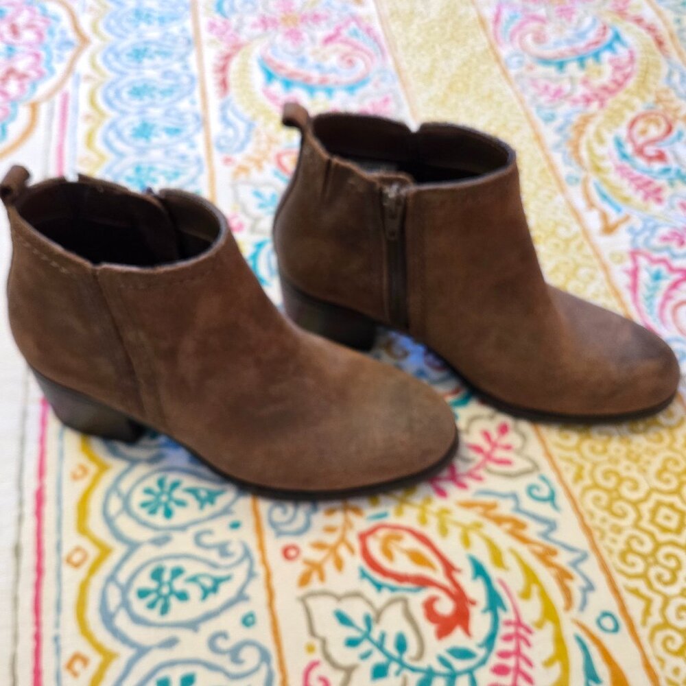 Rockport Brown Suede Ankle Boots - Size 6M